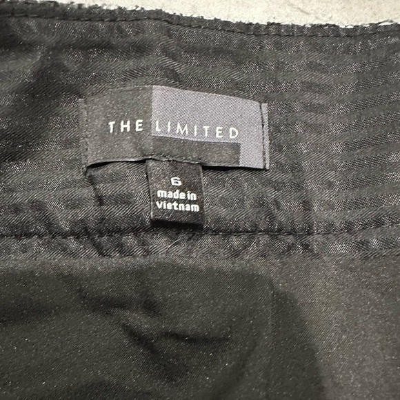 The Limited Black and White Textured Pencil Skirt - Picture 3 of 3